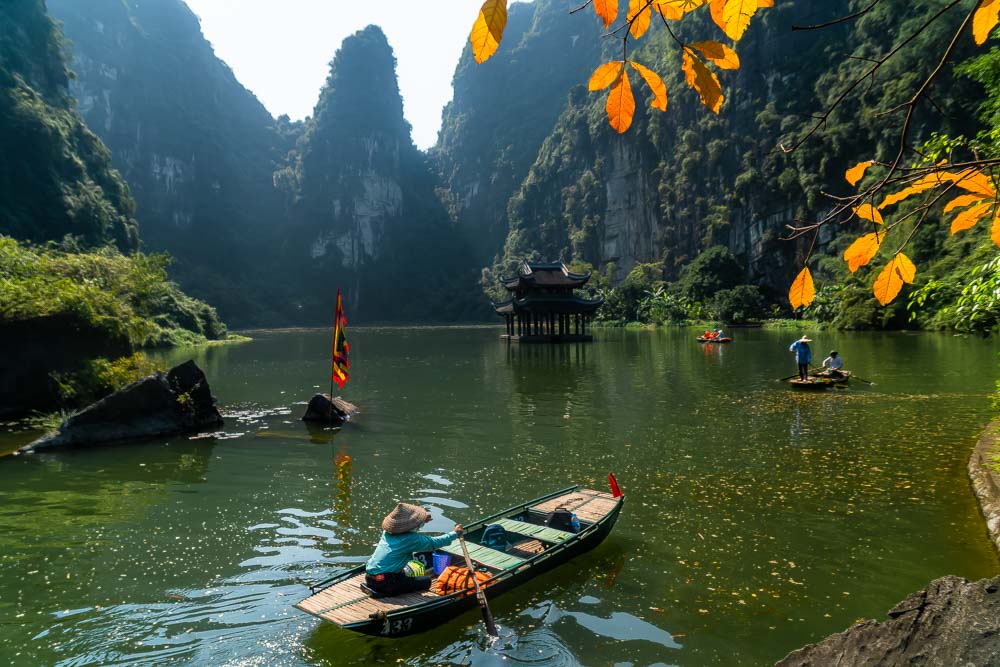 Trang-An-Boat